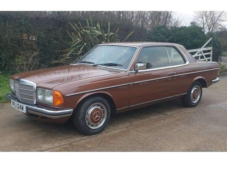 1980 MERCEDES 230 CW W123 AUTO - Image 1