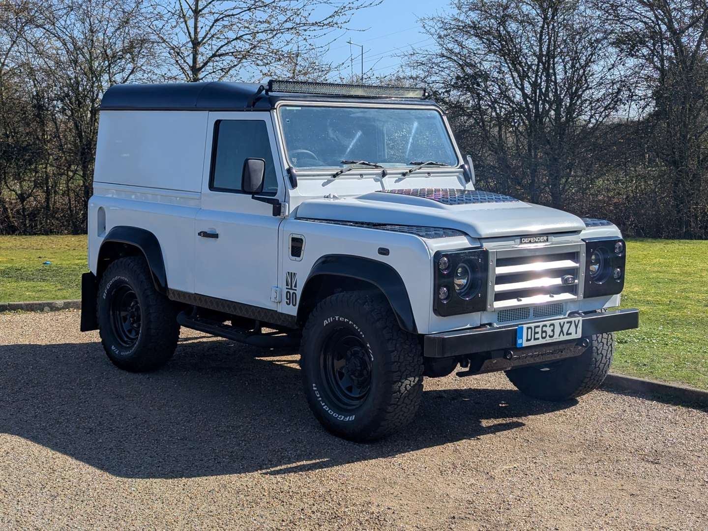 2013 LAND ROVER DEFENDER 90 HARD TOP PUMA - Image 1