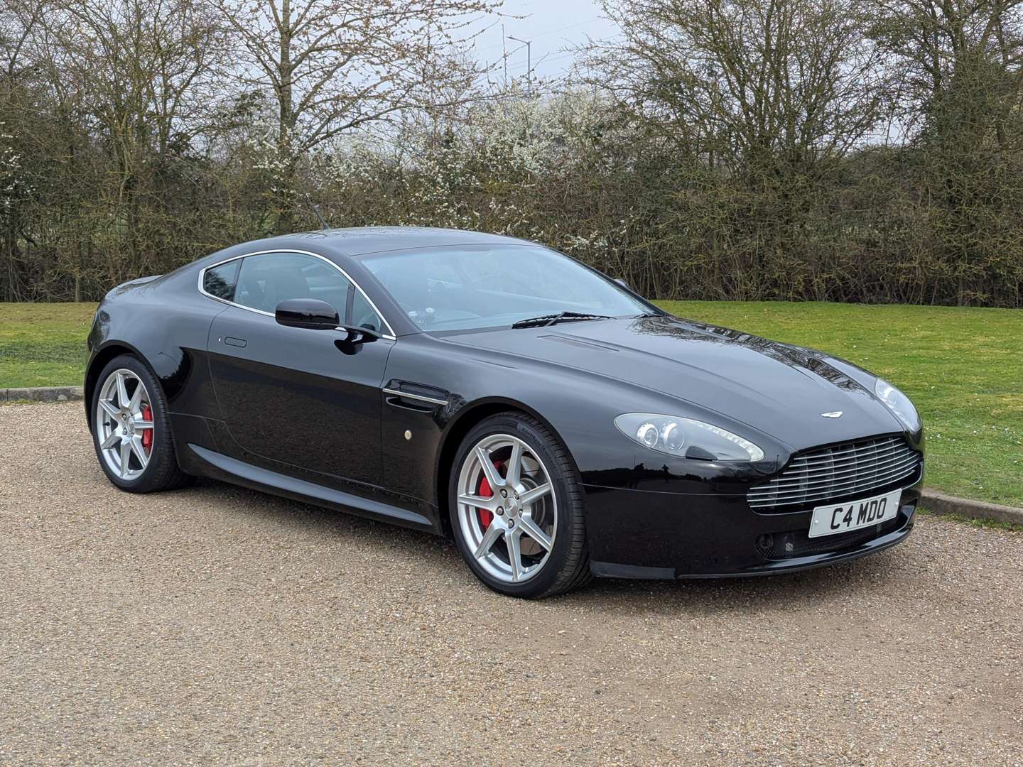 2007 ASTON MARTIN V8 VANTAGE - Image 1