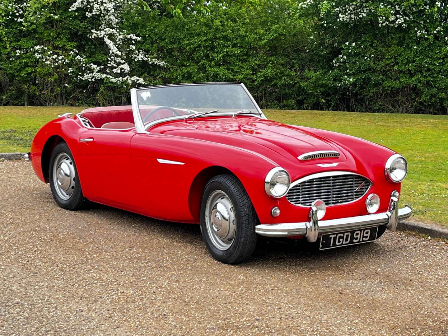 1957 AUSTIN HEALEY 100/6 - Image 1