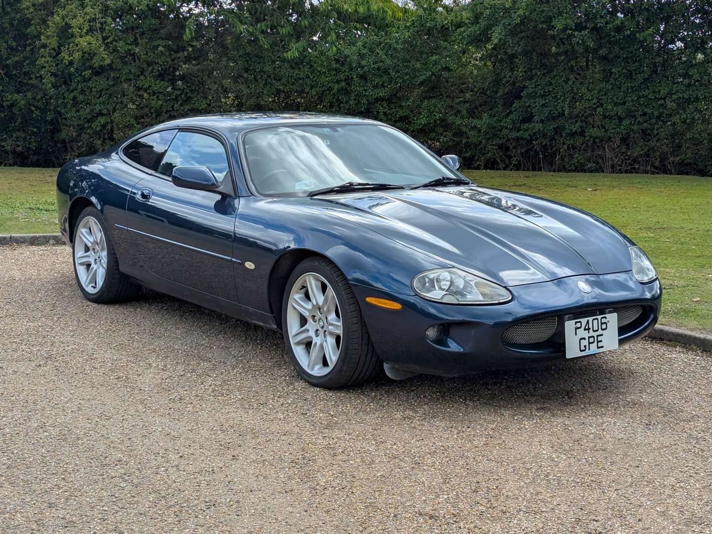 1997 JAGUAR XK8 4.0 AUTO - Image 1