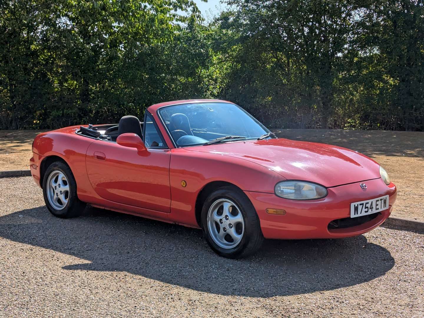 2000 MAZDA MX-5 - Image 1
