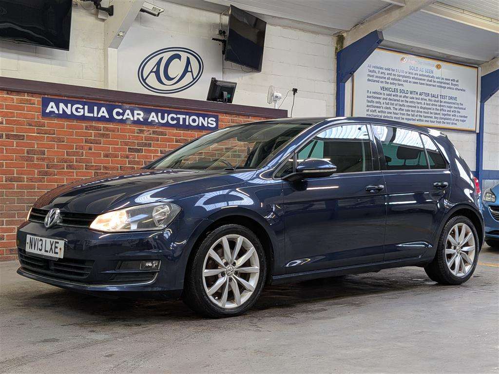 2013 VOLKSWAGEN GOLF GT BLUEMOTION TEC TD - Image 1