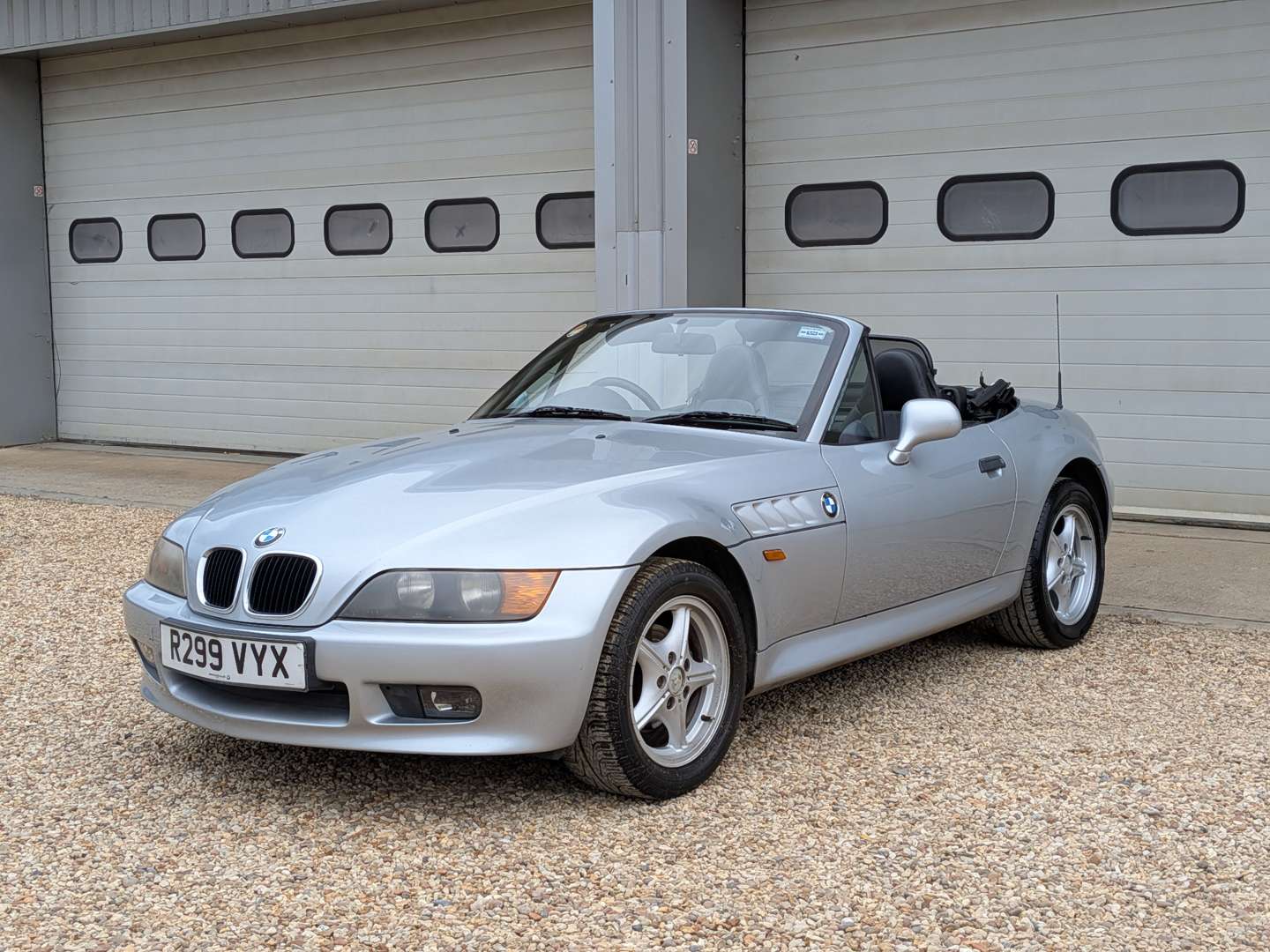 1998 BMW Z3 1.9 - Image 1