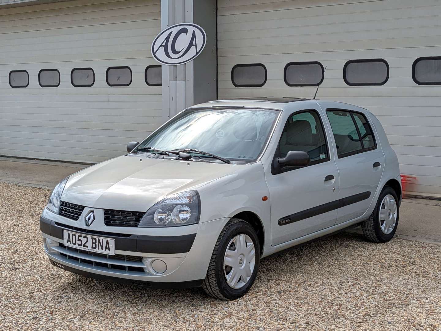 2002 RENAULT CLIO EXPRESSION+ 16V - ONE REGISTERED OWNER, 17K MILES FROM NEW - Image 1