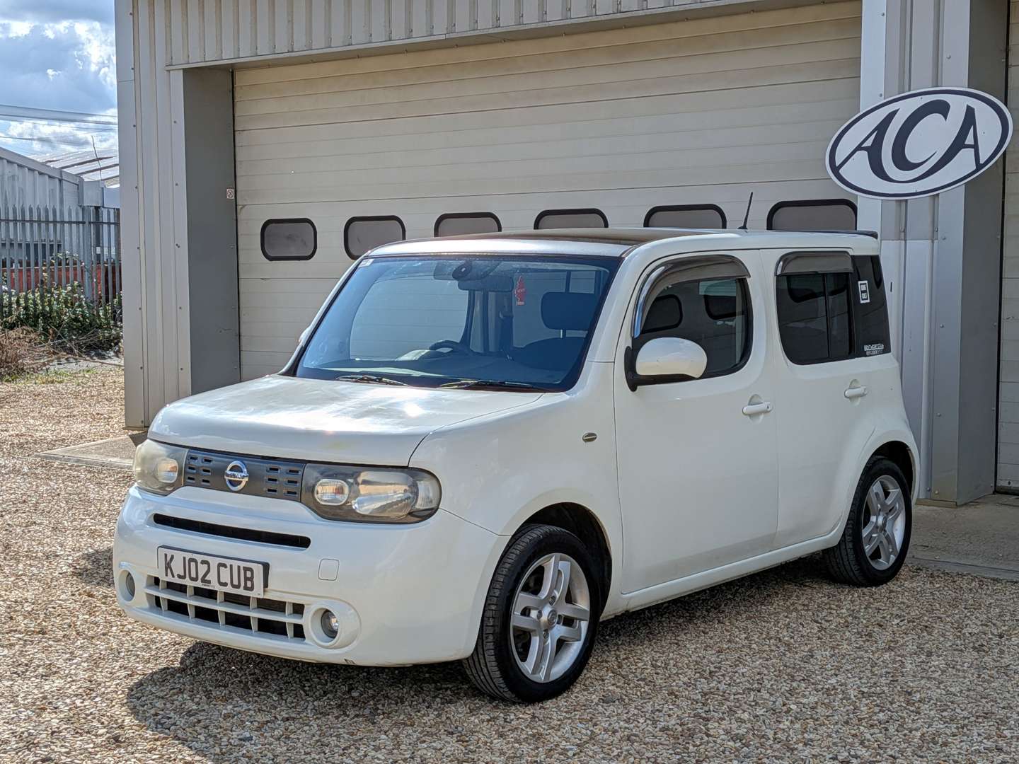 2010 NISSAN CUBE KAIZEN CVT - Image 1