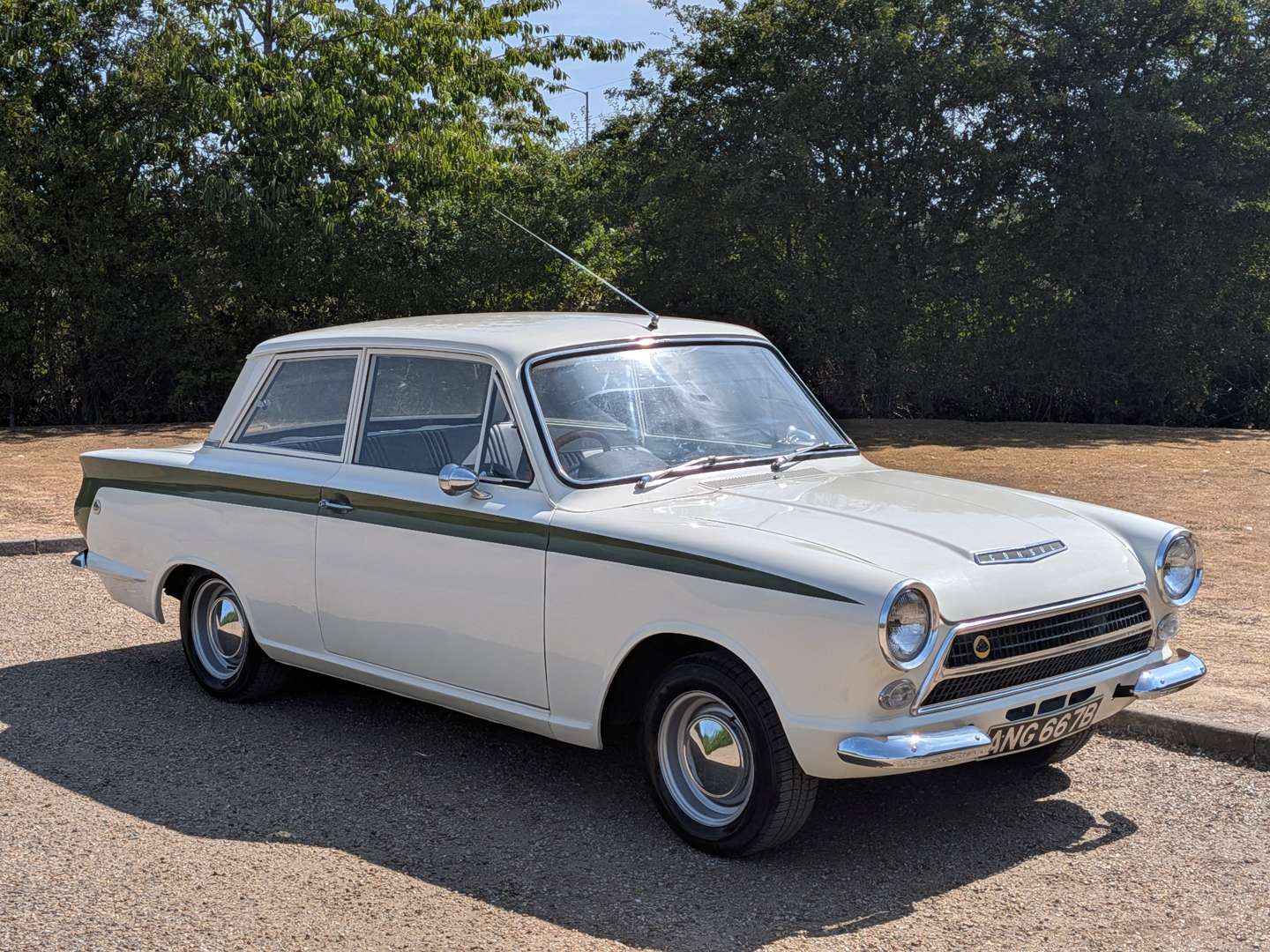 1964 FORD CORTINA DE LUXE - Image 1