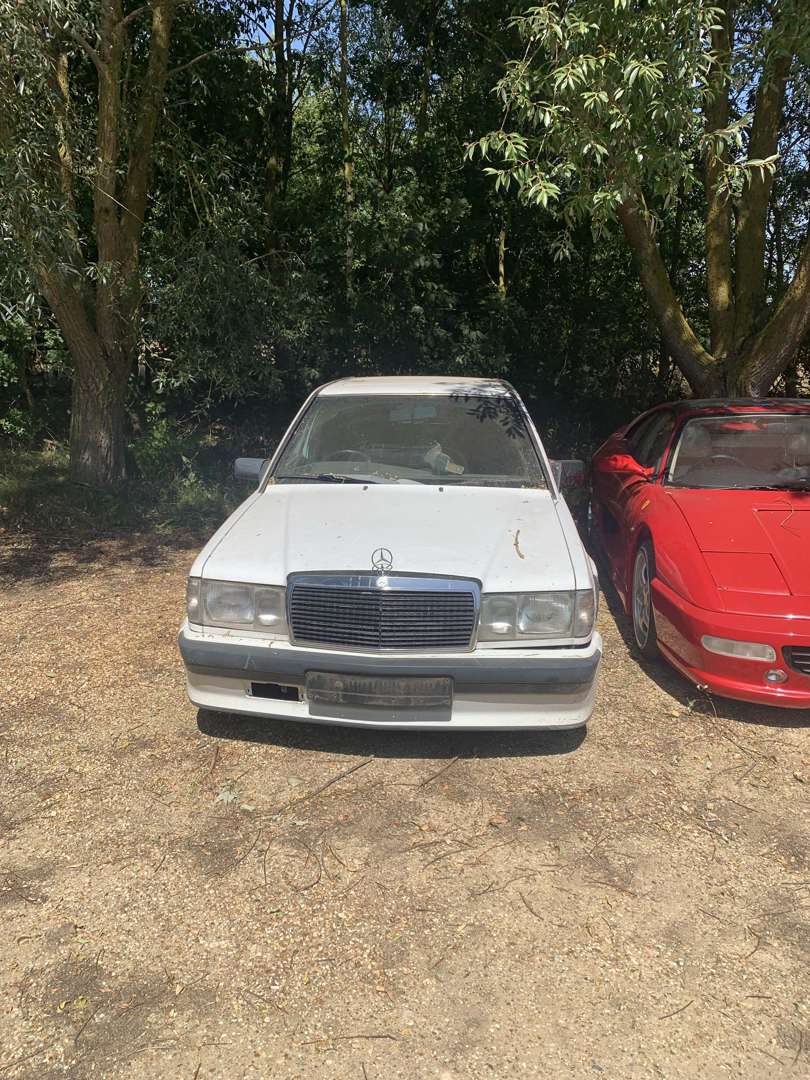 1990 MERCEDES 190E W201 AUTO - Image 1