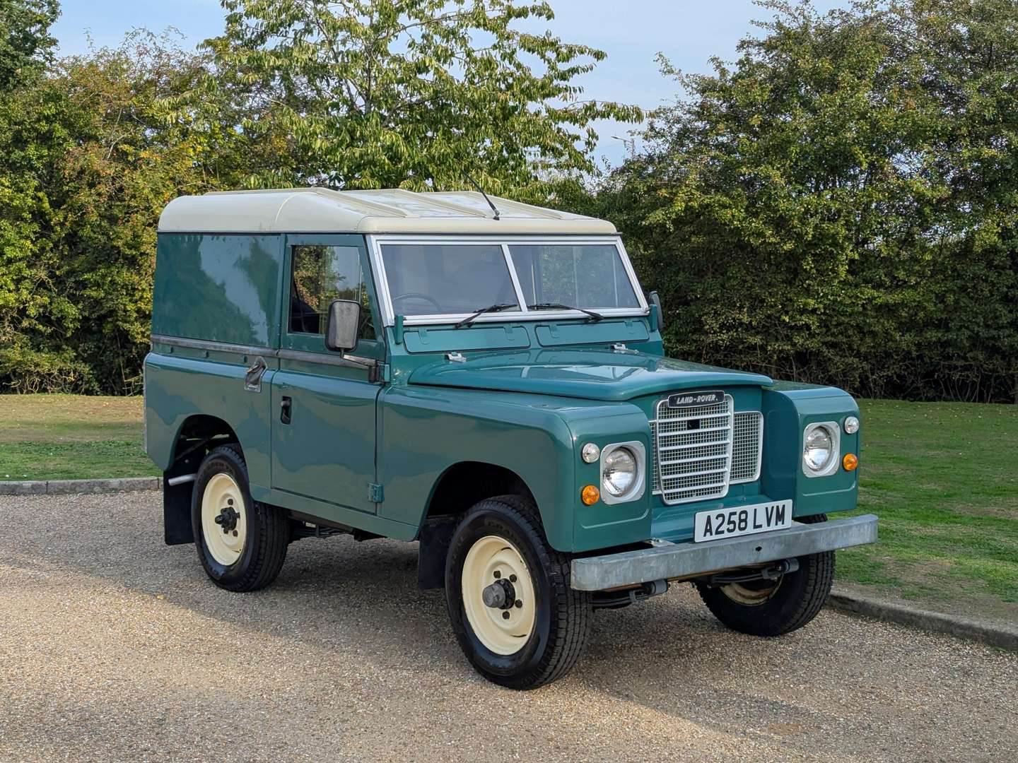 1984 LAND ROVER SERIES 3 SWB - Image 1