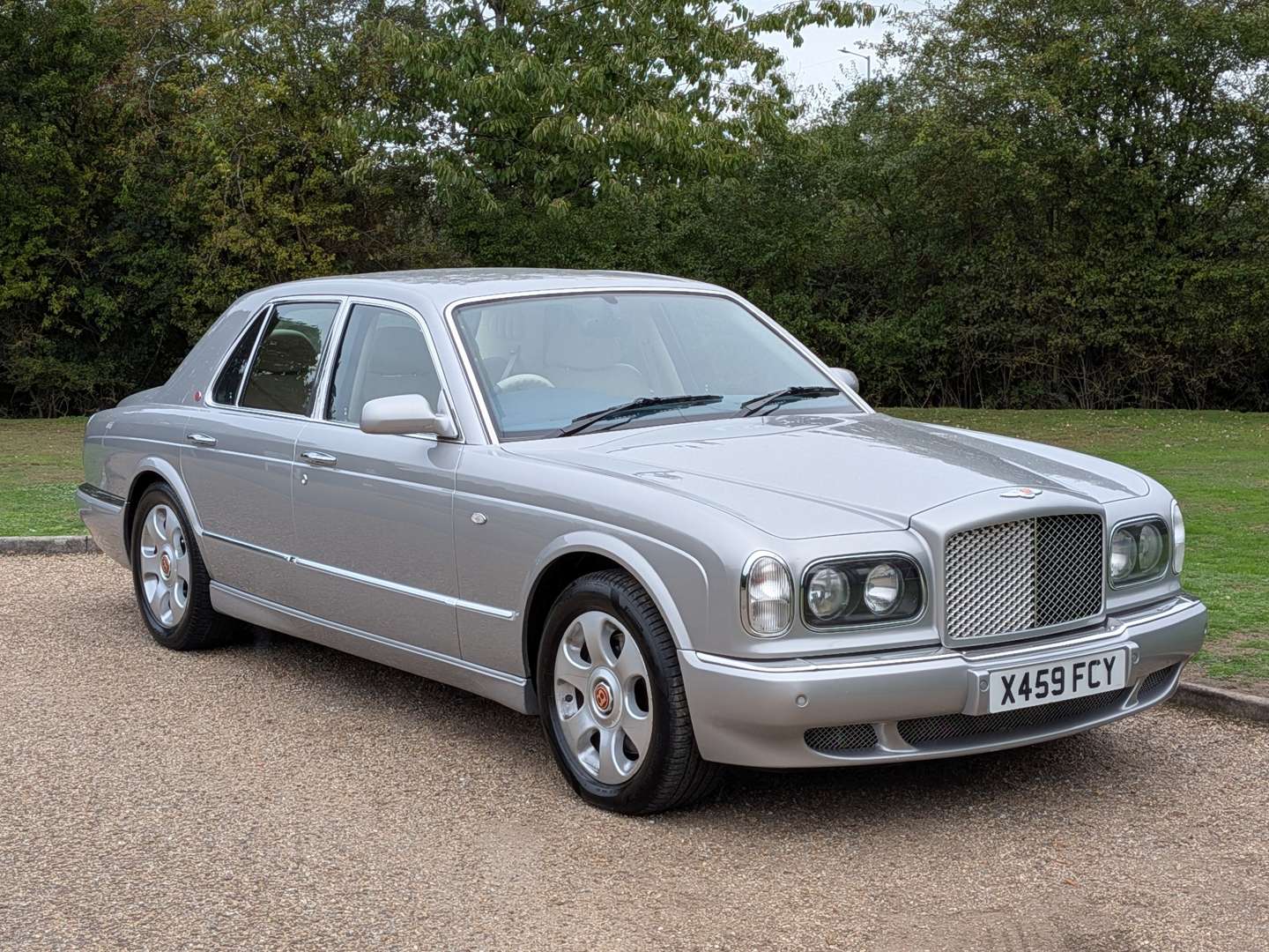 2000 BENTLEY ARNAGE RED LABEL - Image 1