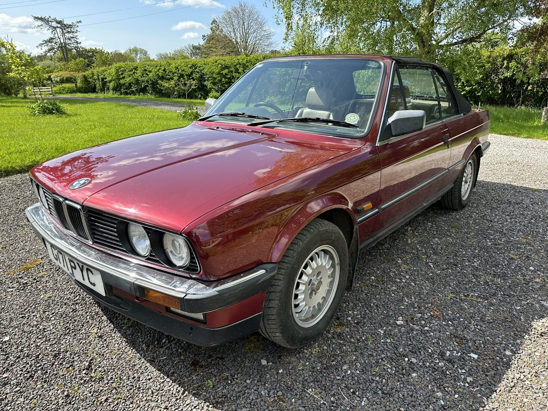 1990 BMW 325i Convertible - Image 1
