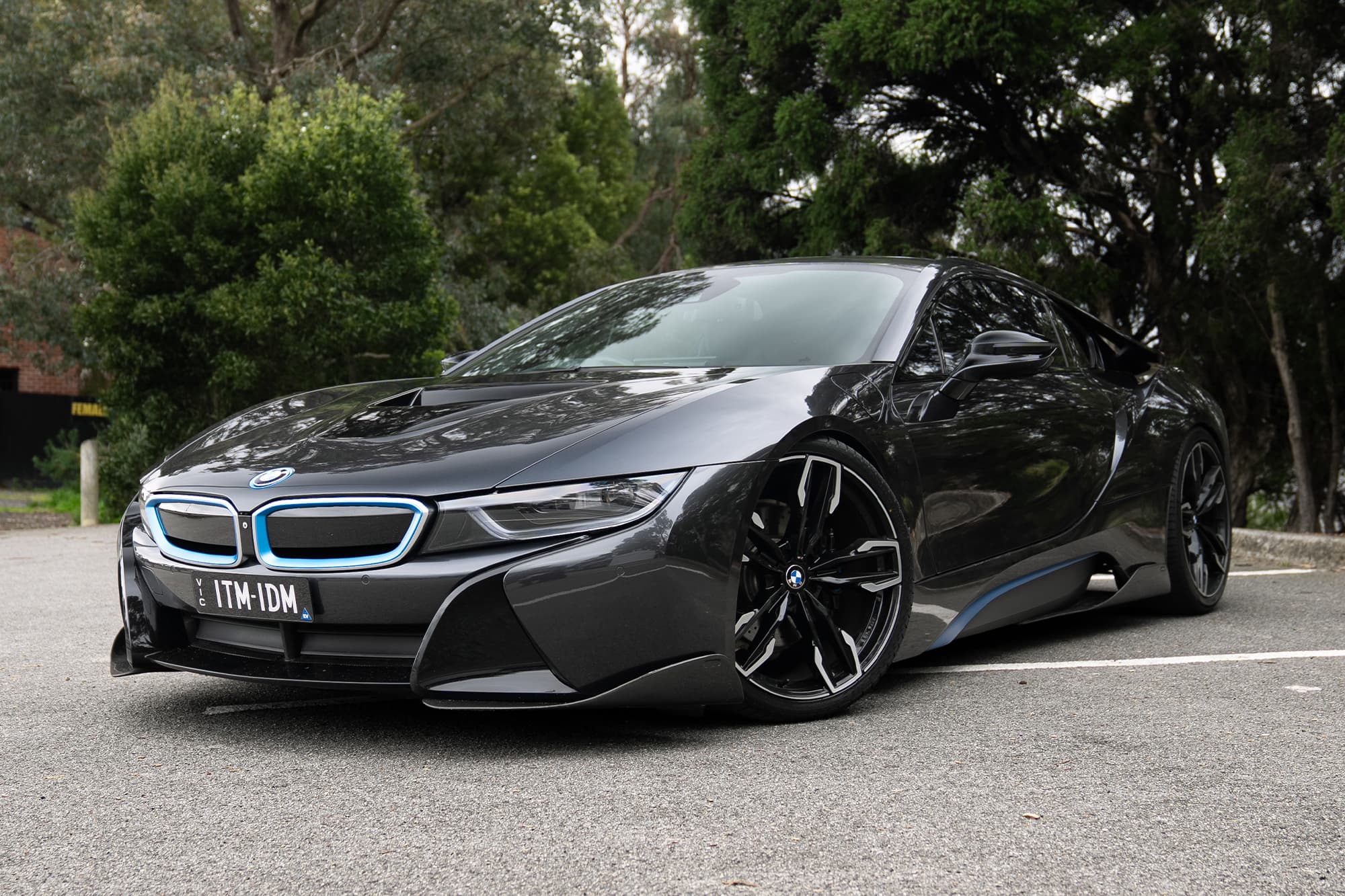 2015 BMW I8 - Image 1