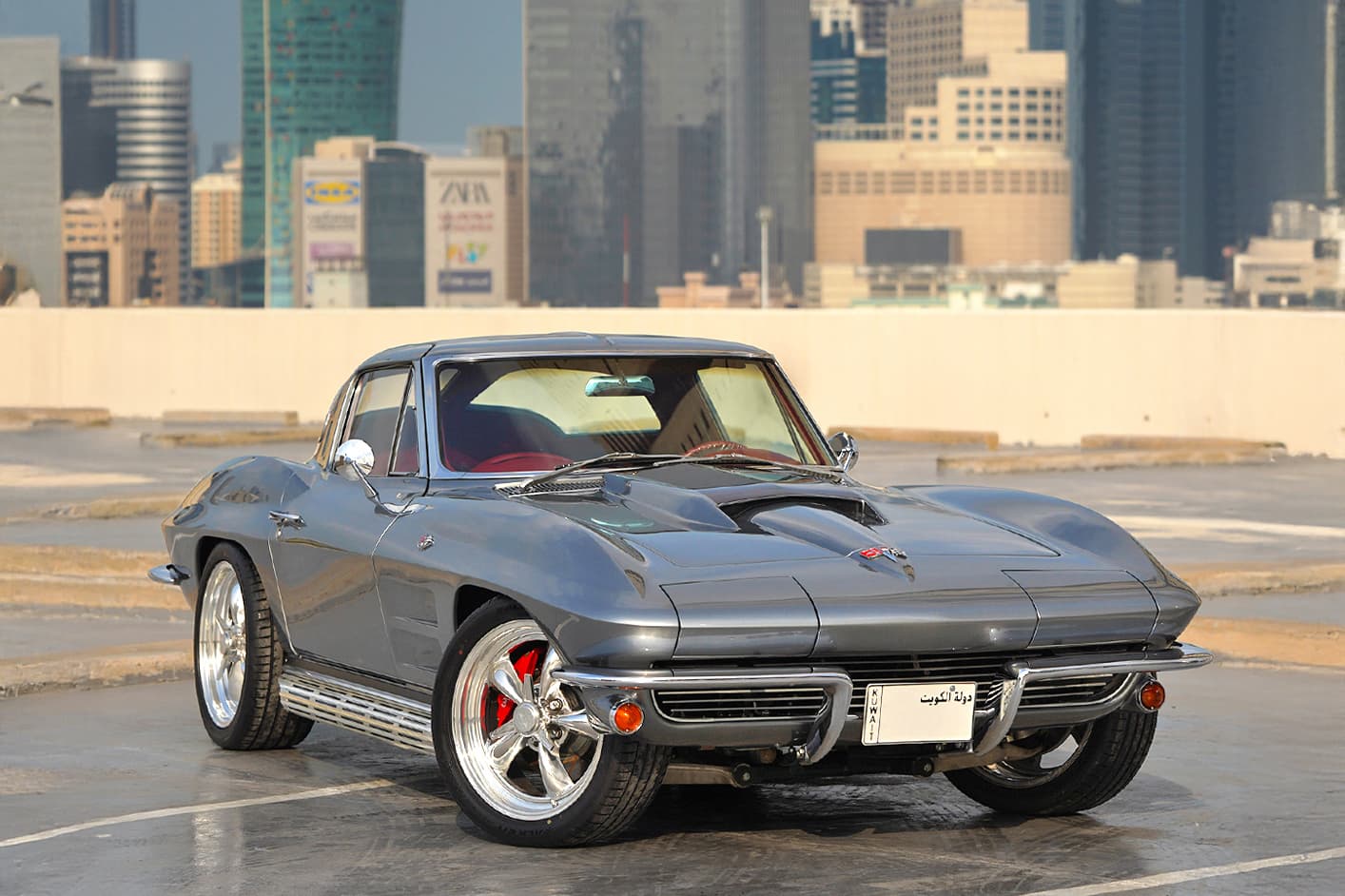 1963 Chevrolet Corvette Sting Ray (C2) Coupe Split Window - Image 1