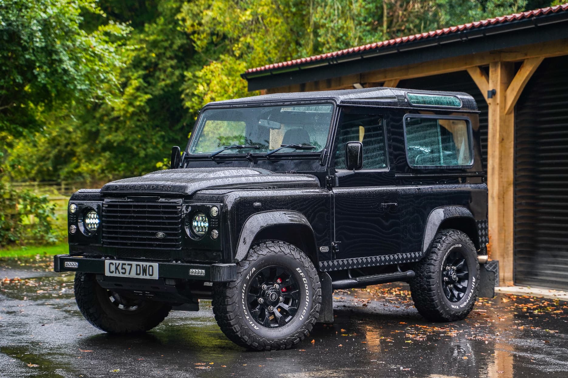 2006 Land Rover Defender 90 County - LS3 Swapped Mahker - Image 1