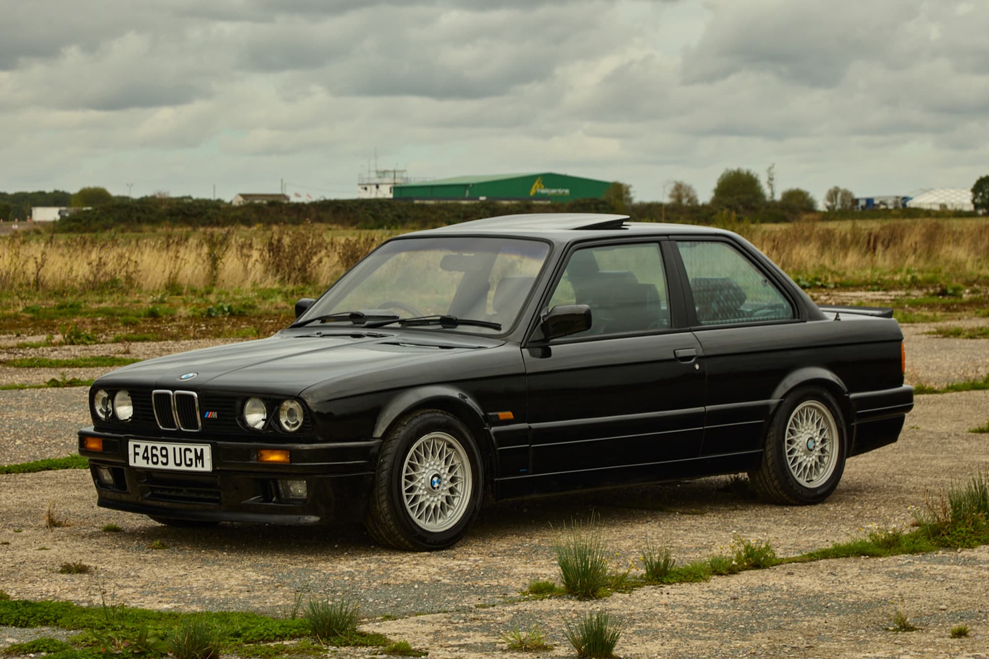 1989 BMW (E30) 325i Sport - M Technic Pack II - Image 1