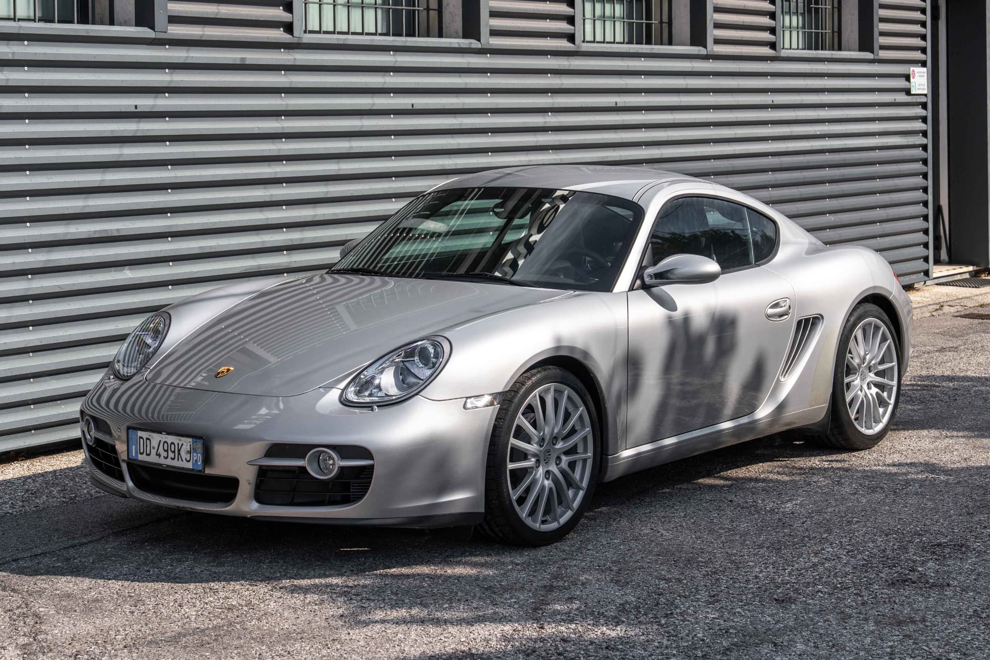 2007 Porsche (987) Cayman - Image 1