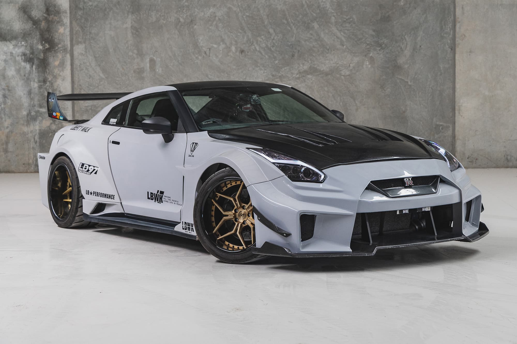 2008 Nissan (R35) GT-R Premium Edition - Image 1