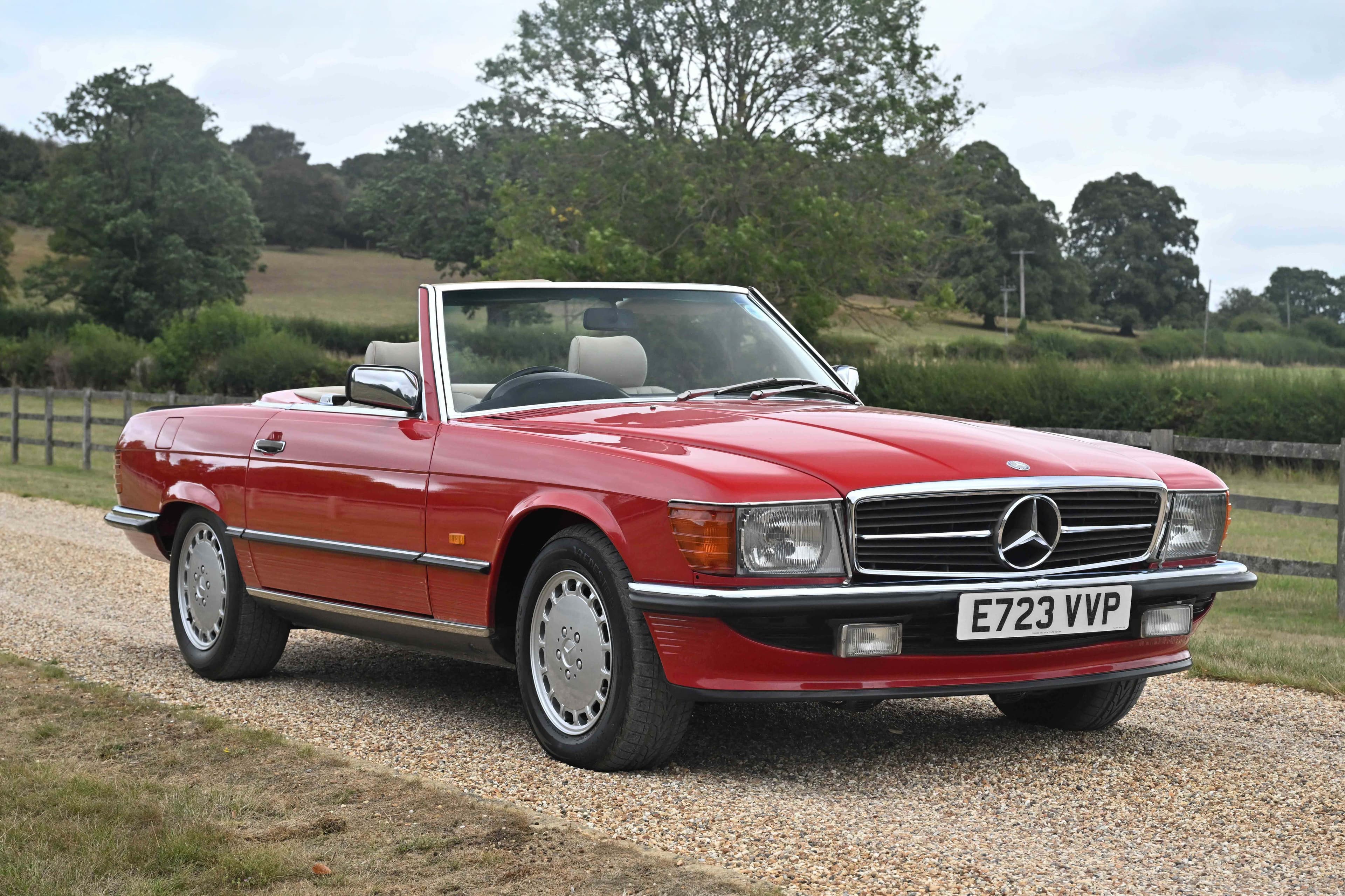 1988 Mercedes-Benz (R107) 420 SL - Image 1