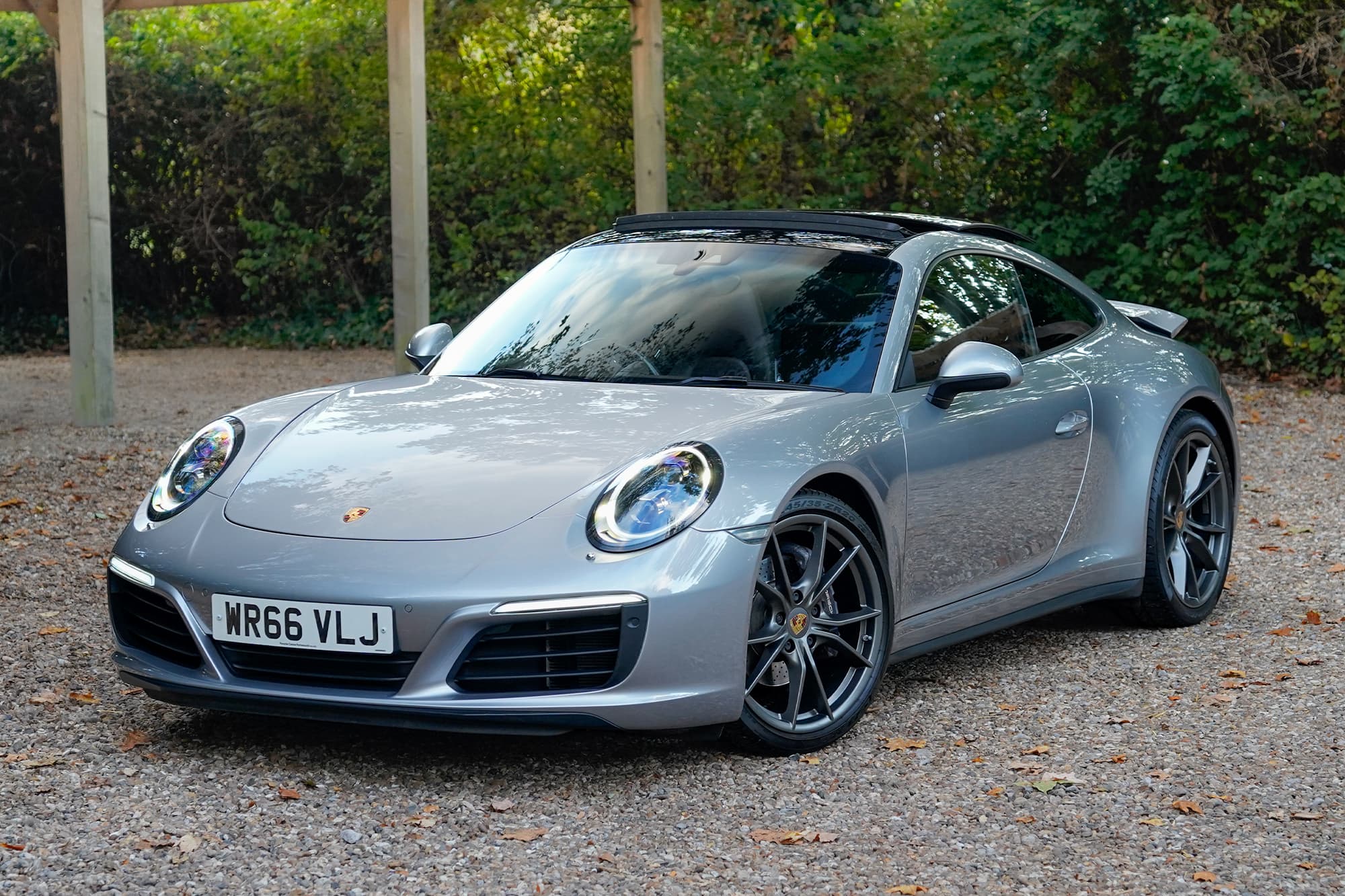 2016 Porsche 911 (991.2) Carrera 4 - Image 1