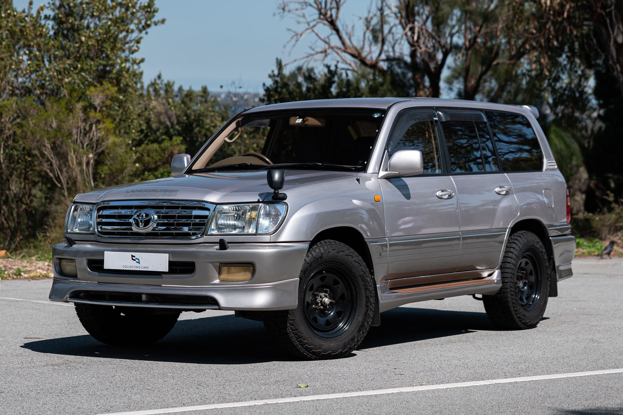 1998 Toyota Land Cruiser HDJ101 - Image 1