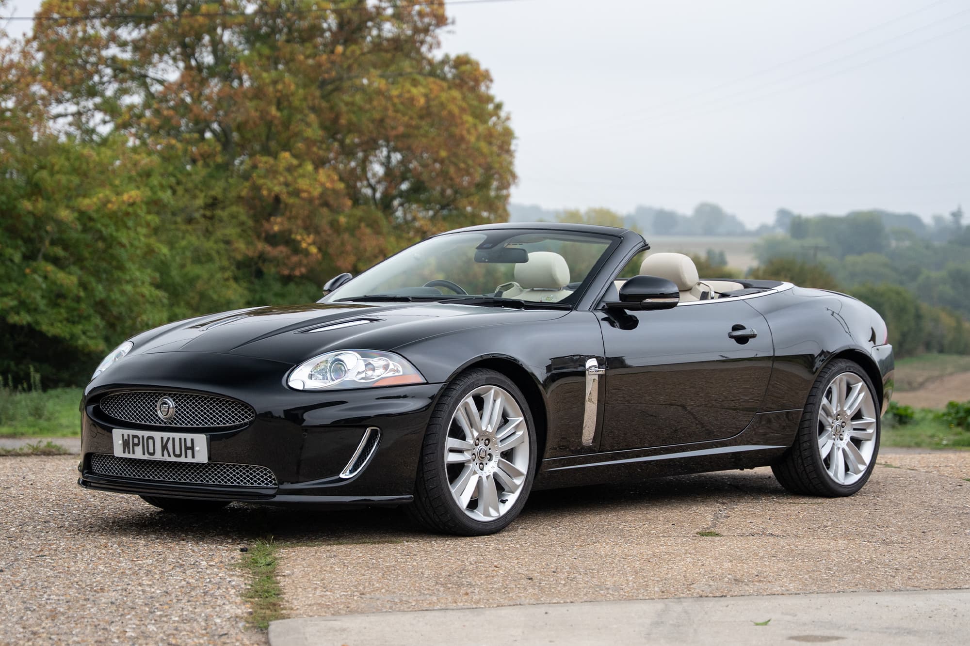 2010 Jaguar XKR Convertible - Image 1