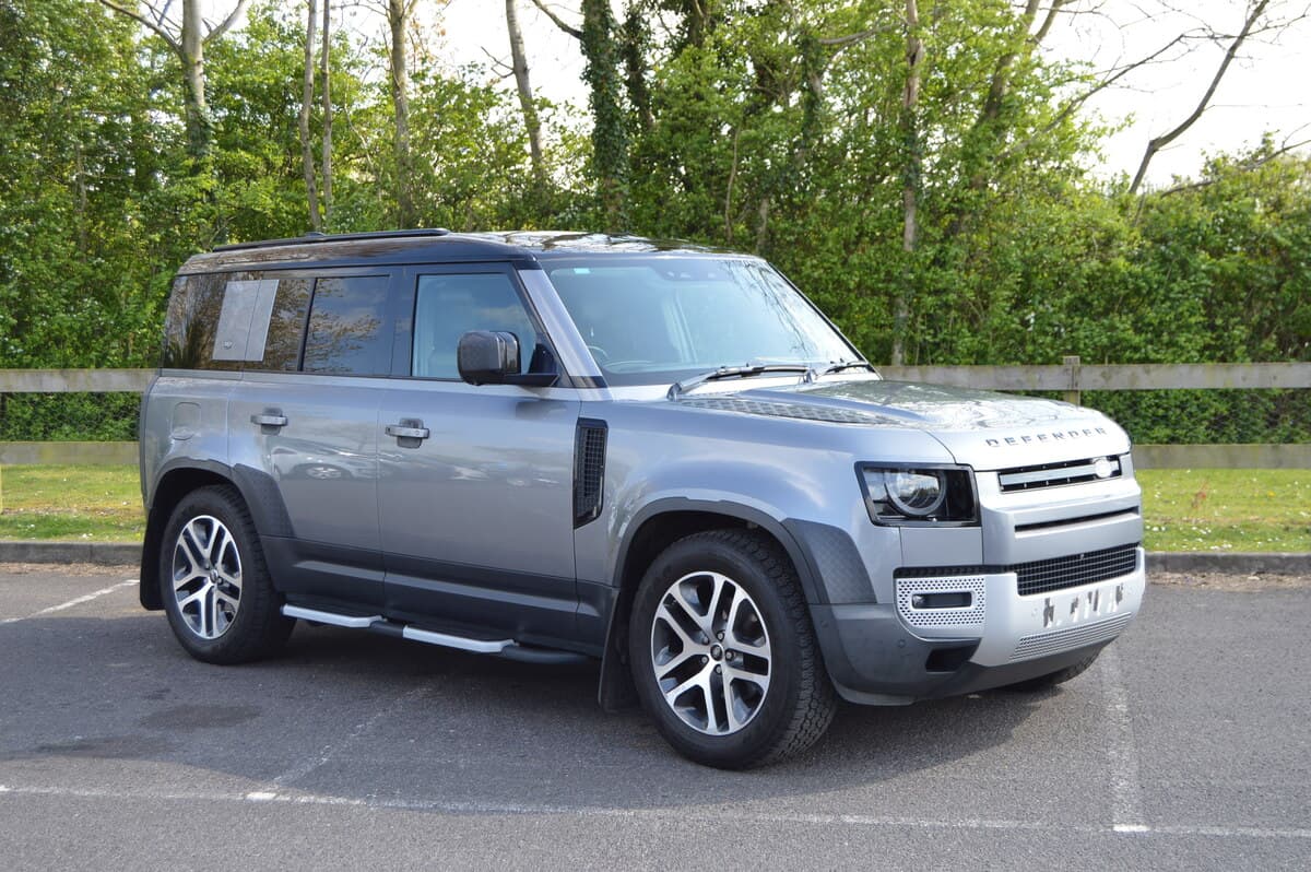 2020 Land Rover Defender Hse D Auto - Image 1