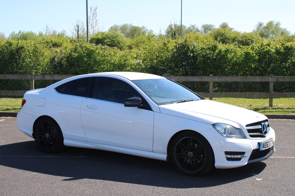 2013 Mercedes-Benz C250 Amg Sport + Cdi Blue - Image 1