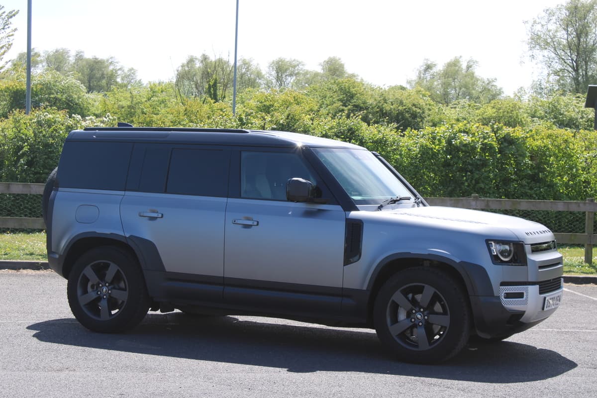 2021 Land Rover Defender Hard Top Hse D Mhev A - Image 1