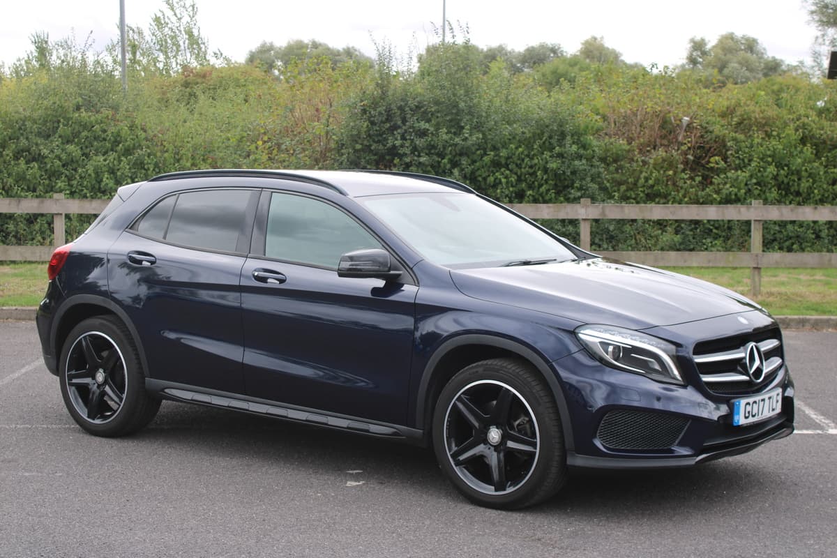 2017 Mercedes-Benz Gla 220 D 4Mat Amg Line P - Image 1