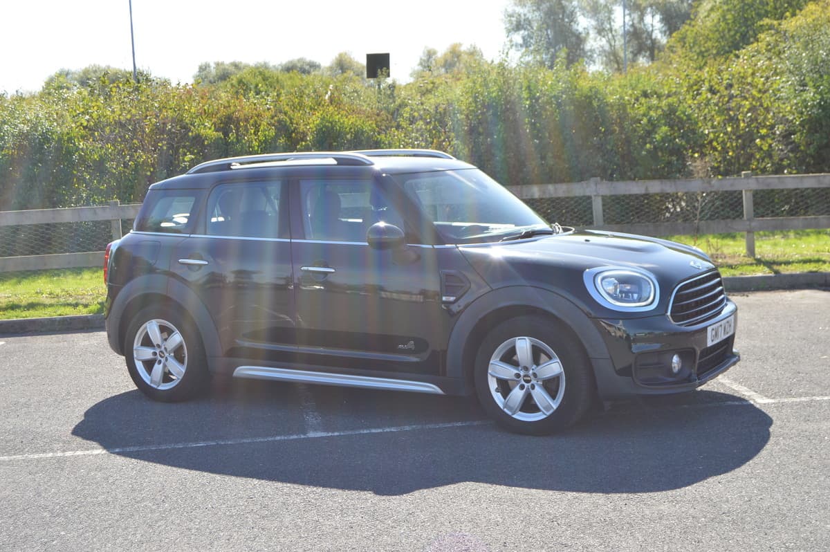 2017 Mini Countryman Cooper All4 - Image 1