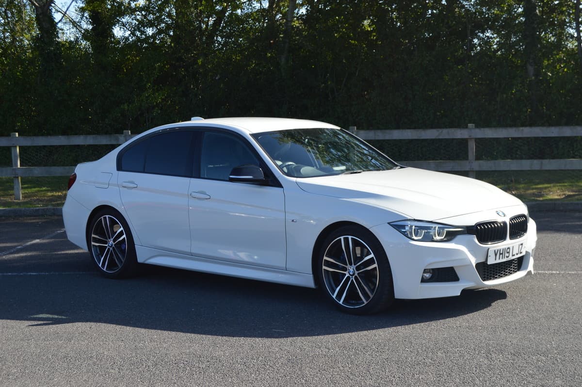 2019 BMW 320I M Sport Shadow Edition - Image 1