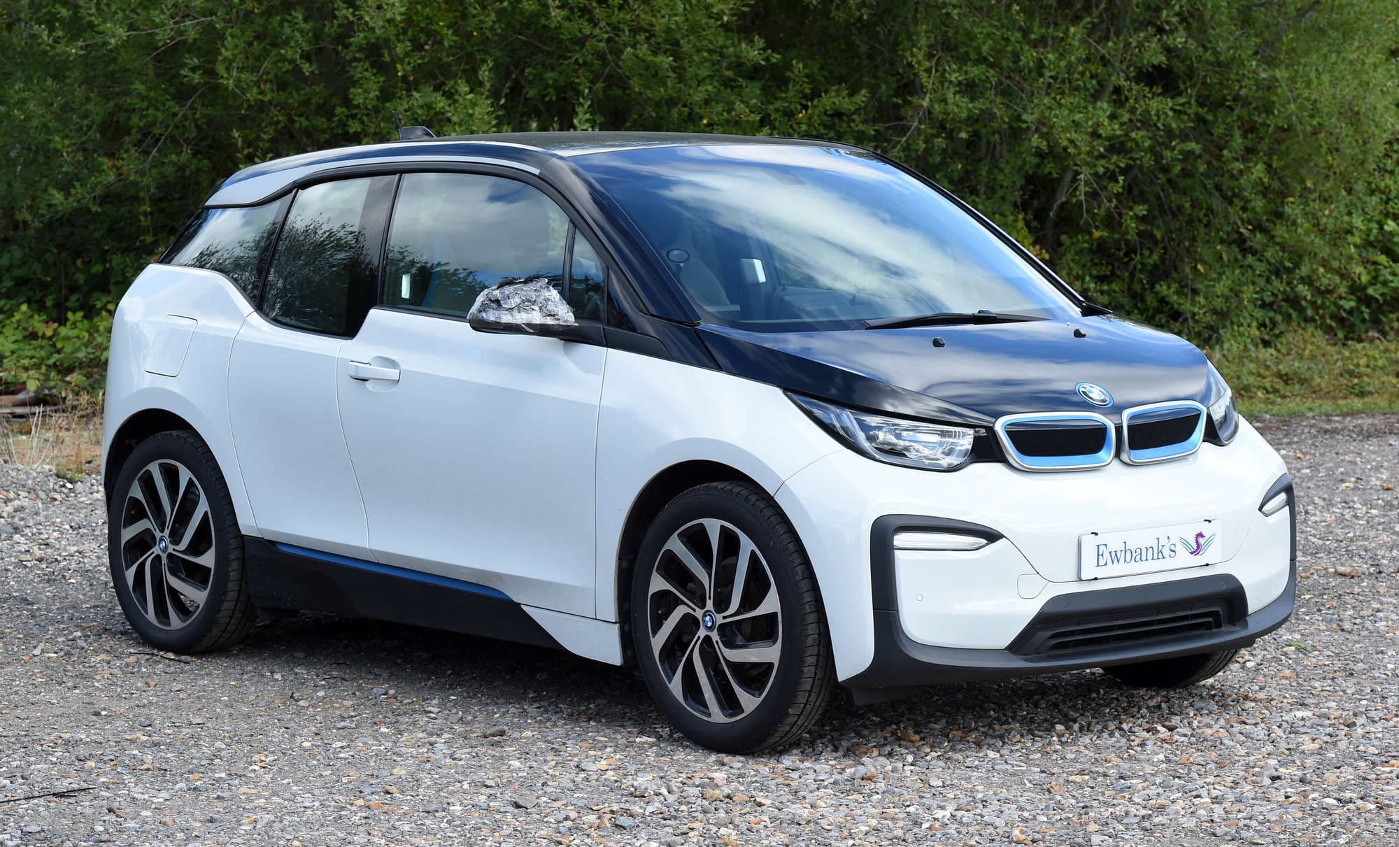2020 BMW i3 Edrive 120Ah Auto 42.2 Kwh. Selling on behalf of a deceased estate - Image 1