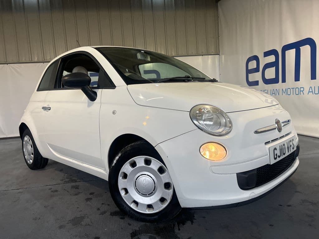 2010 Fiat 500 - Image 1