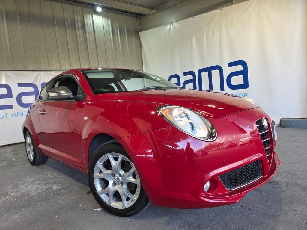 2010 Alfa Romeo Mito - Image 1