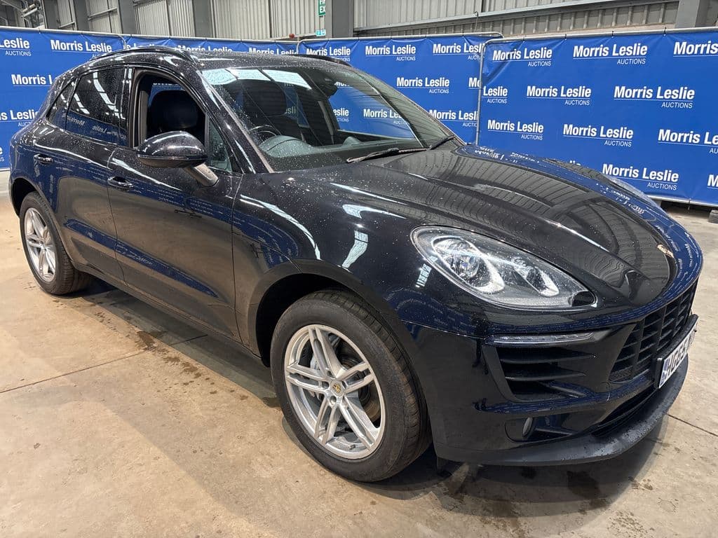 2015 Porsche MACAN S 5dr PDK - Image 1