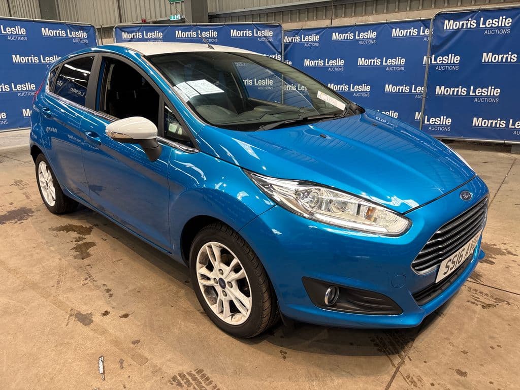 2016 Ford FIESTA 1.25 82 Zetec Blue 5dr - Image 1
