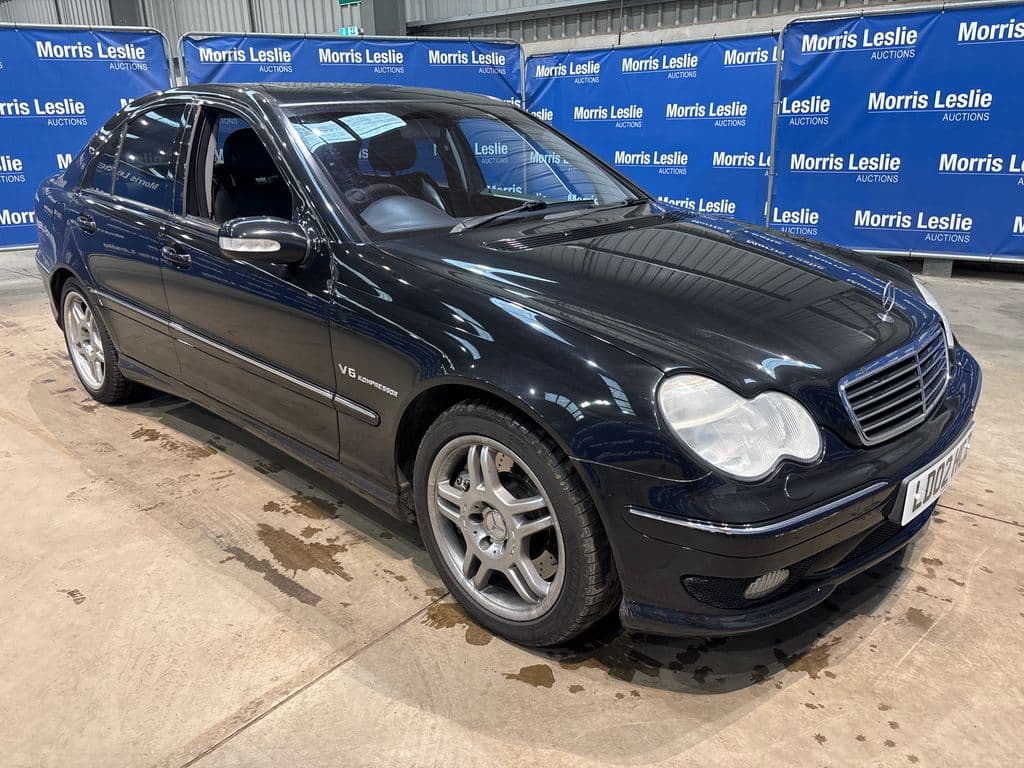 2002 Mercedes C CLASS C32 AMG - Image 1