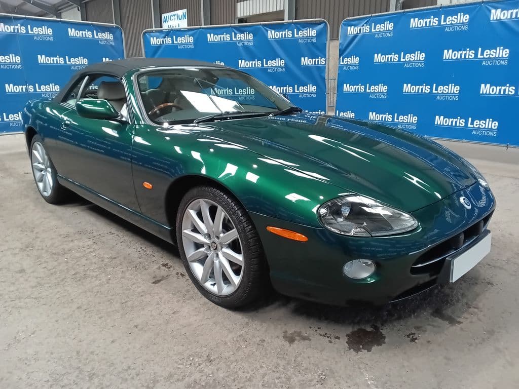 2005 Jaguar XK8 CONVERTIBLE - Image 1