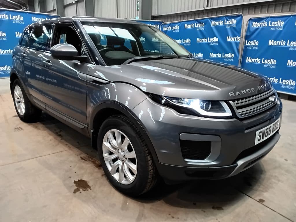 2016 Land Rover RANGE ROVER EVOQUE 2.0 eD4 SE 5dr 2WD - Image 1