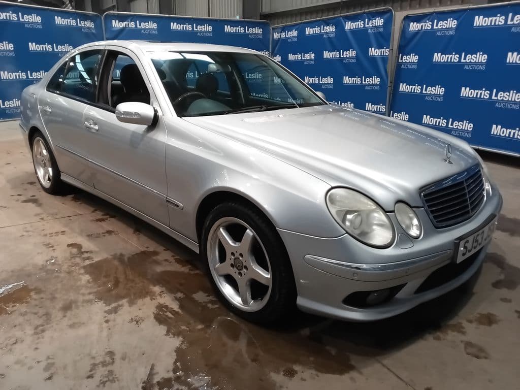 2003 Mercedes E CLASS E320 AVANTGARDE - Image 1