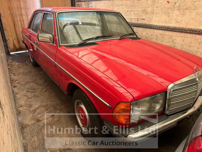 1985 MERCEDES-BENZ 300D AUTOMATIC W123 - Image 1