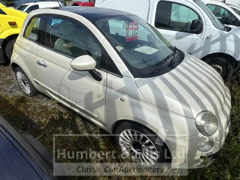 2009 FIAT 500 LOUNGE - Image 1