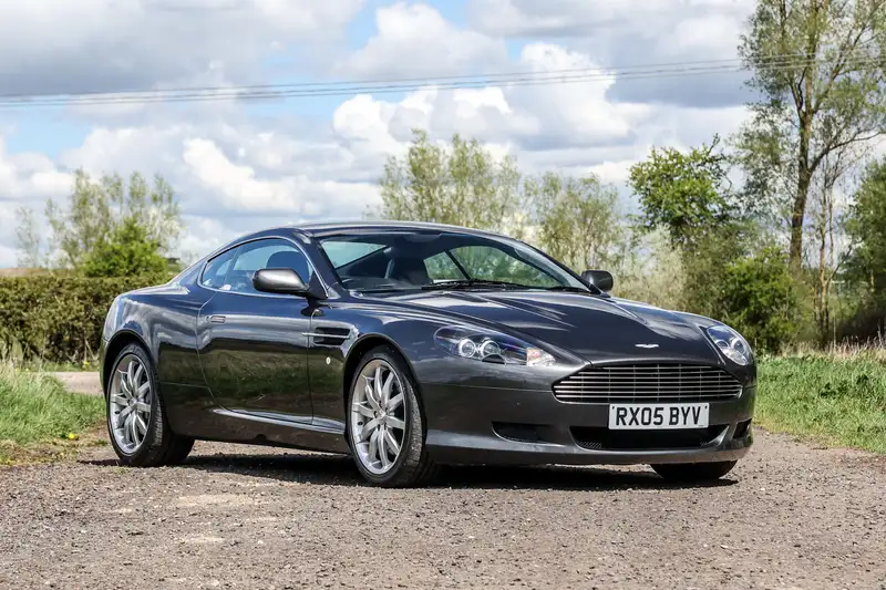 2005 Aston Martin DB9 Coupé - Image 1