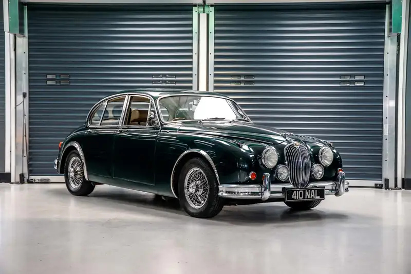 1962 Jaguar Mk2 3.8-Litre Saloon Vicarage - Manual - Image 1