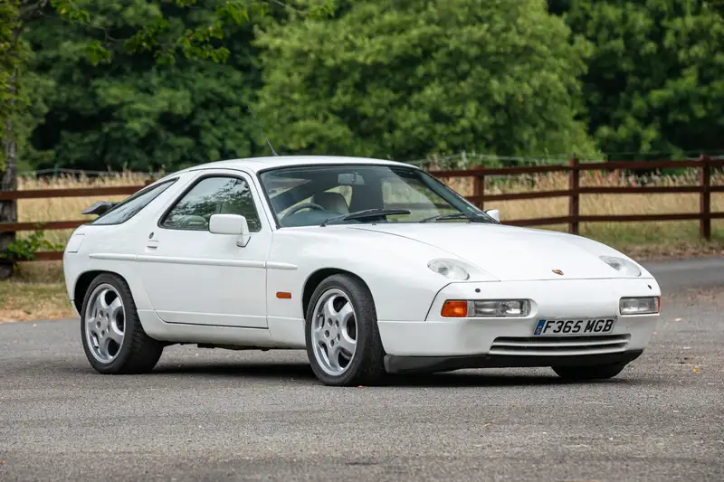 1989 Porsche 928 S4 Coupé - Image 1