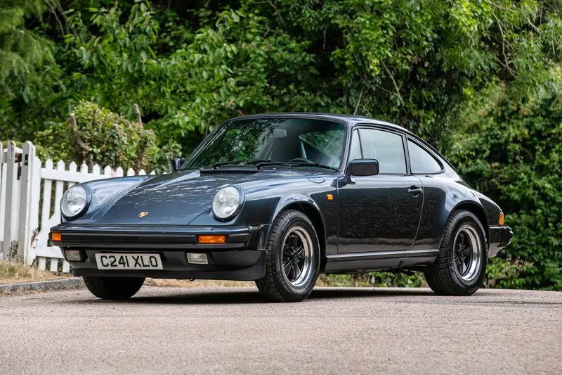 1986 Porsche 911 Carrera 3.2 - Image 1