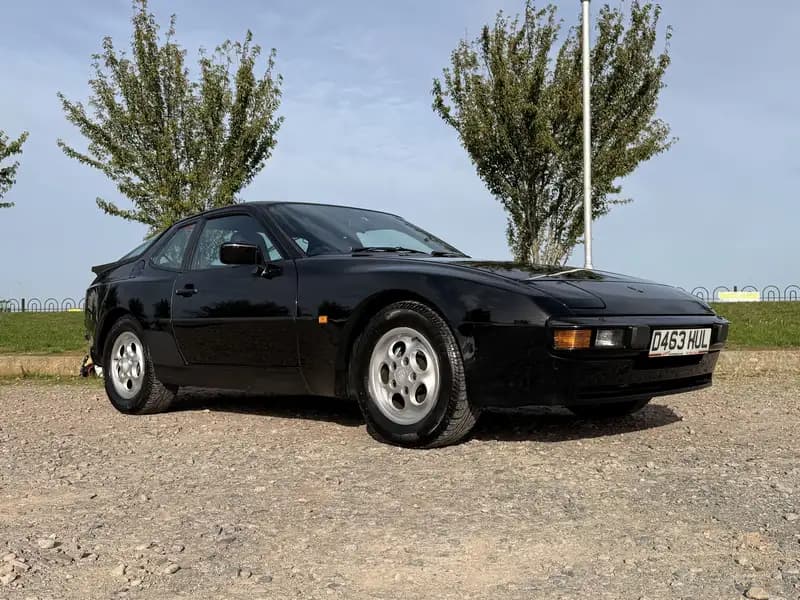 1987 Porsche 944 Manual - Image 1