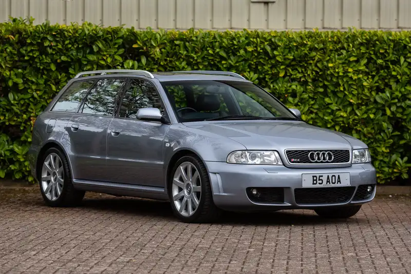 2001 Audi RS4 Avant (B5) 2.7-Litre Quattro - Image 1
