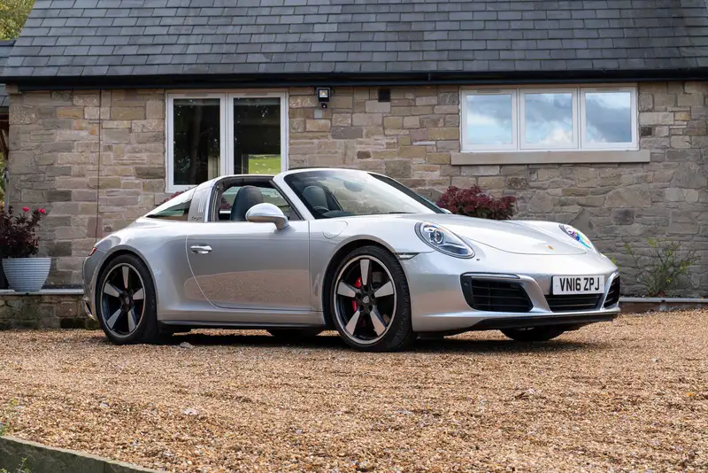 2016 Porsche 911 (991.2) Targa 4S - Manual - Image 1