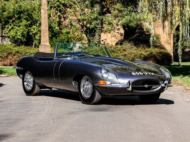 1961 Jaguar E-Type Series 1 3.8 Roadster - Flat Floor - Image 1